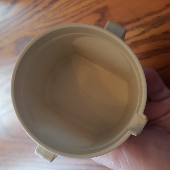 Tupperware Sugar Bowl - Picture 6 of 6